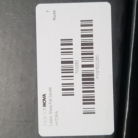 Flat Sandal - Color: Nude - Size 7 - Picture 6 of 6